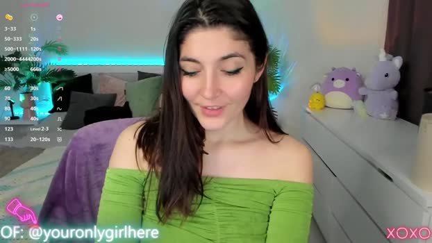 Emmy_Emmy MyFreeCams Female 28-04-2025