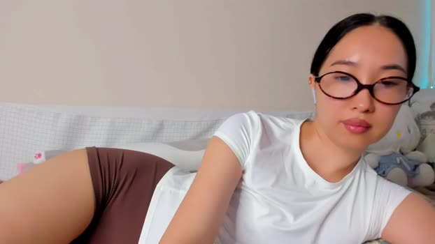 FeralBerry66 MyFreeCams Female 28-04-2025