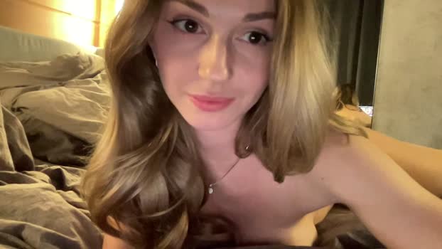 UniiqueMilana MyFreeCams Female 27-04-2025