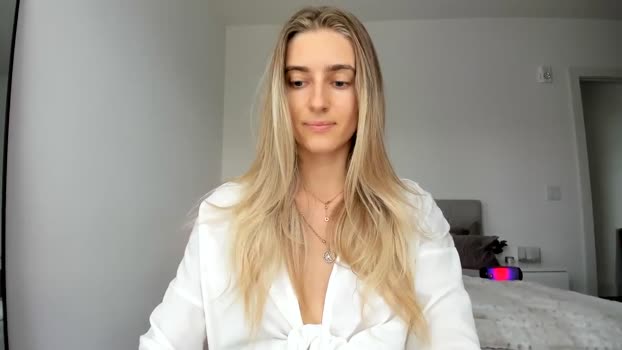 Vodka_Queen MyFreeCams Female 27-04-2025