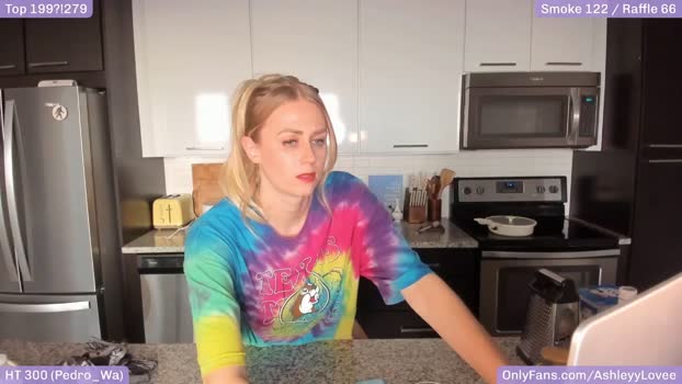 Ashleyylovee MyFreeCams Female 29-04-2025