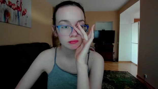Baby_Melania MyFreeCams Female 28-04-2025