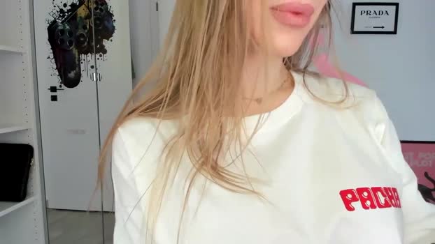 Vickyy99 MyFreeCams Female 29-04-2025