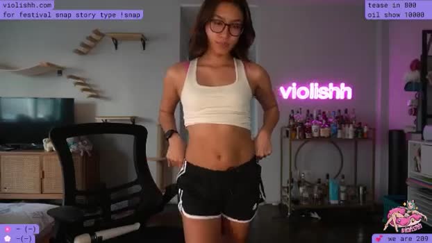 violishh MyFreeCams Female 28-04-2025