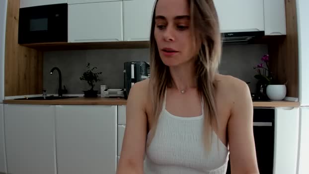 DebbyPaige MyFreeCams Female 30-04-2025