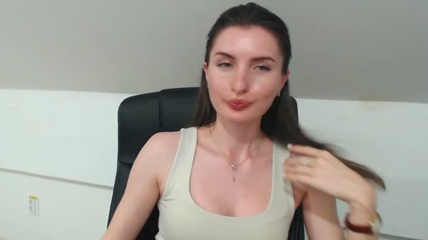 EmilysBack MyFreeCams Female 29-04-2025