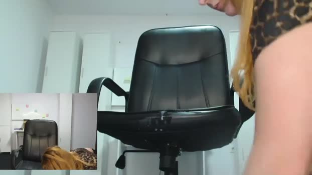 IT_Ariana MyFreeCams Female 29-04-2025