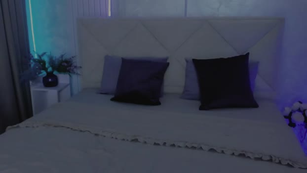 Angel_on_Duty MyFreeCams Female 30-04-2025