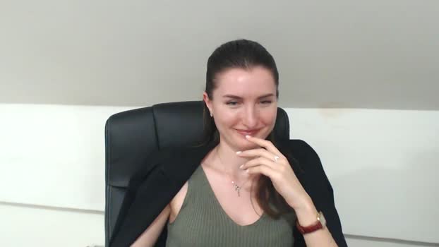 EmilysBack MyFreeCams Female 30-04-2025