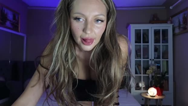 JoanneXOXO MyFreeCams Female 01-05-2025