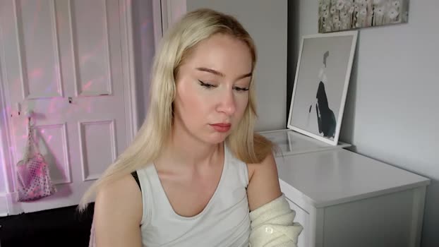 British_Cutie MyFreeCams Female 01-05-2025