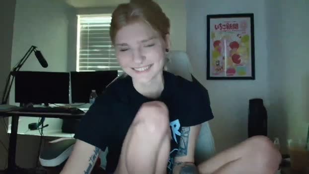 DuckChan0 MyFreeCams Female 02-05-2025