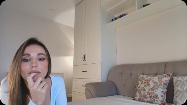 Elysewine MyFreeCams Female 02-05-2025