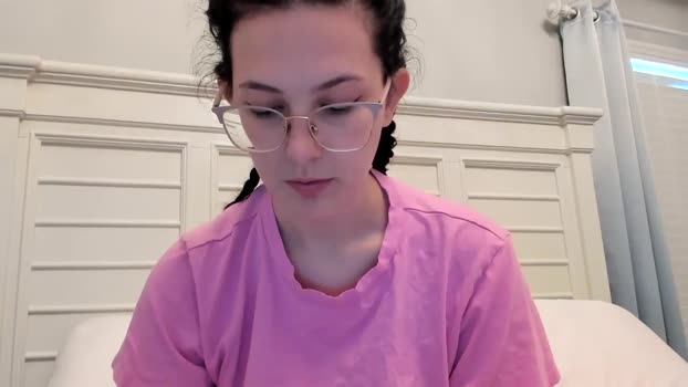 luvbugv MyFreeCams Female 01-05-2025