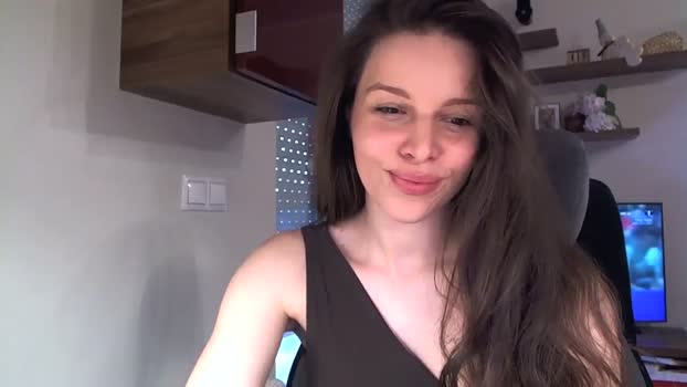 Heaven_Hot MyFreeCams Female 03-05-2025