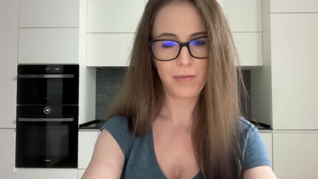 Alexys23 MyFreeCams Female 04-05-2025