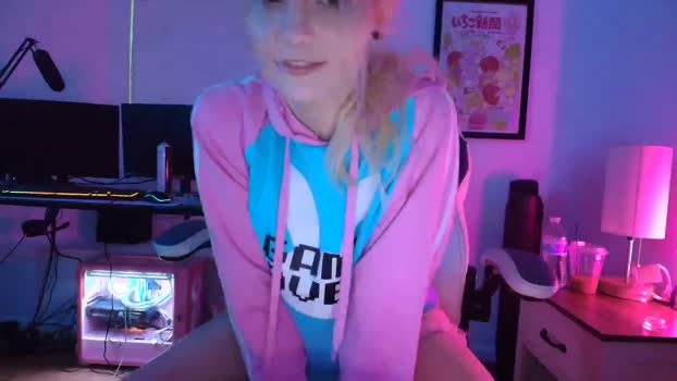 DuckChan0 MyFreeCams Female 04-05-2025