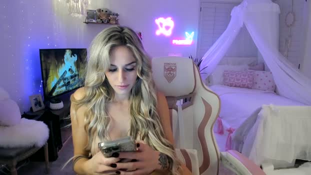 LillieQ MyFreeCams Female 03-05-2025