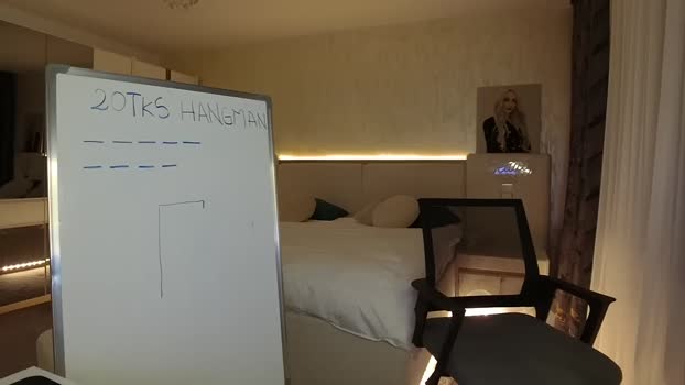 BlondeIsBack MyFreeCams Female 04-05-2025