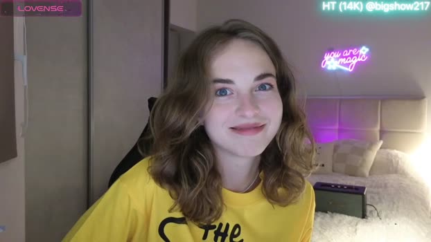 Aliannaa MyFreeCams Female 05-05-2025