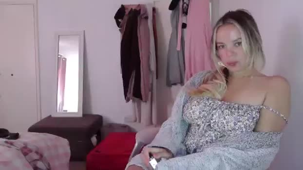 BritishGirl MyFreeCams Female 06-05-2025