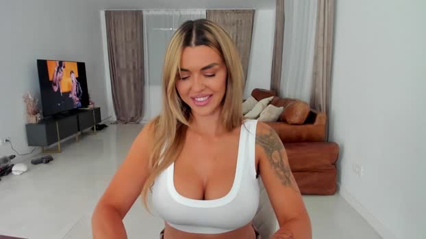 DJMonica MyFreeCams Female 06-05-2025