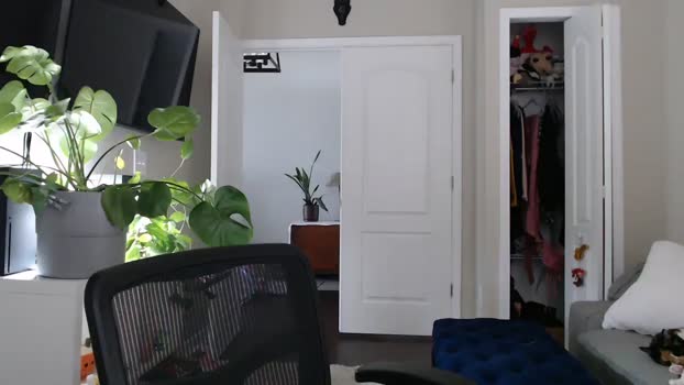 Sarah_Stark MyFreeCams Female 06-05-2025