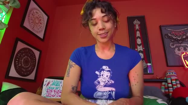 kissinghigh MyFreeCams Female 06-05-2025