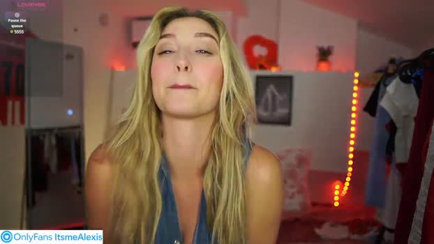 Alexis__Texas MyFreeCams Female 06-05-2025