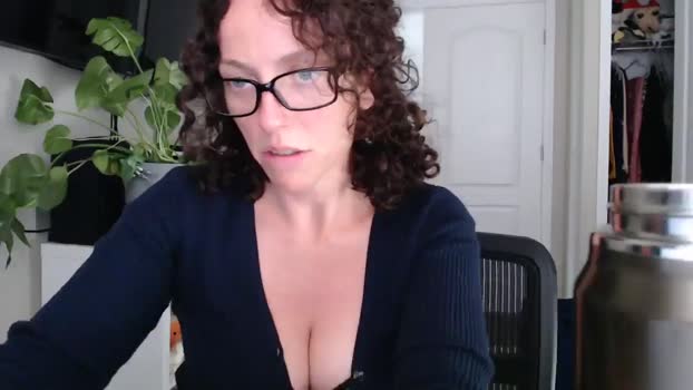 Sarah_Stark MyFreeCams Female 06-05-2025