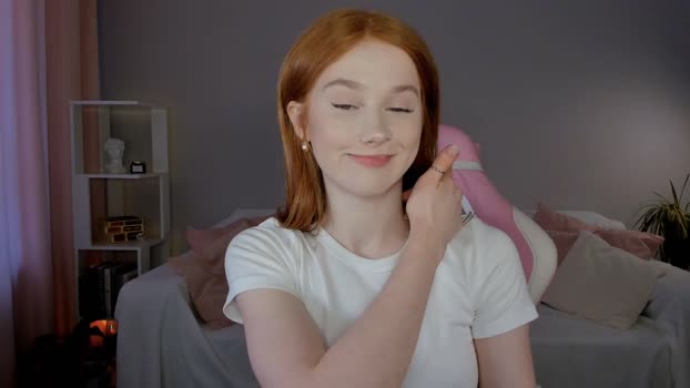 leahsthetics Chaturbate Female 07-05-2025