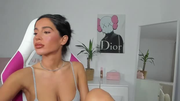 Qarinah MyFreeCams Female 07-05-2025