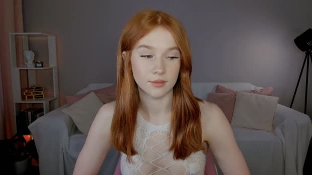 leahsthetics Chaturbate Female 08-05-2025