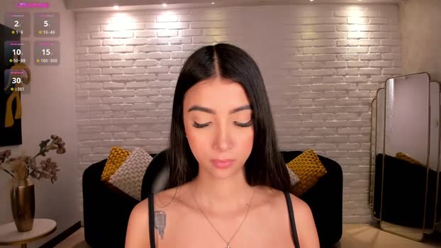 valeriavelvet
