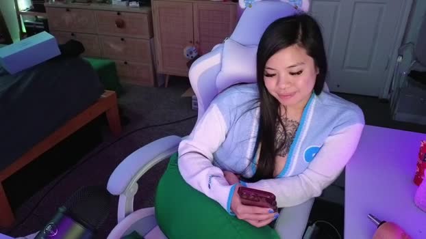 dolllface MyFreeCams Female 13-05-2025