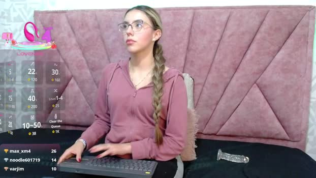 valentina_red18