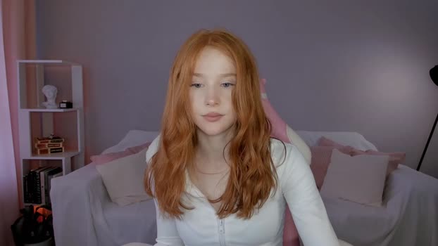 leahsthetics Chaturbate Female 11-06-2025