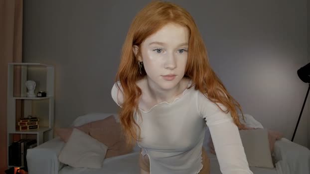 leahsthetics Chaturbate Female 14-06-2025