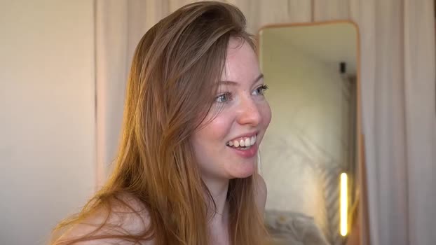 mona_elisa Chaturbate Female 17-06-2025