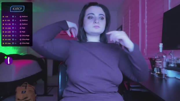 lavanamaroon