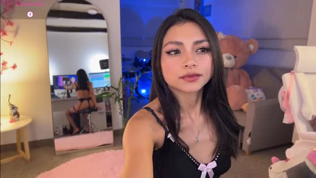 sweet_littleee Chaturbate Female 20-06-2025