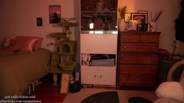 emmachoice Chaturbate Female 27-06-2025