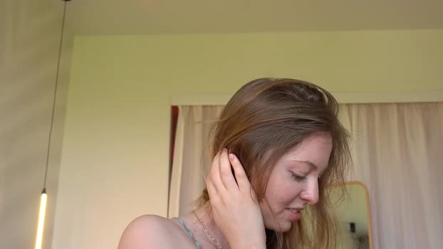 mona_elisa Chaturbate Female 30-06-2025