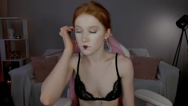 leahsthetics Chaturbate Female 05-07-2025