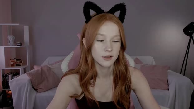 leahsthetics Chaturbate Female 06-07-2025