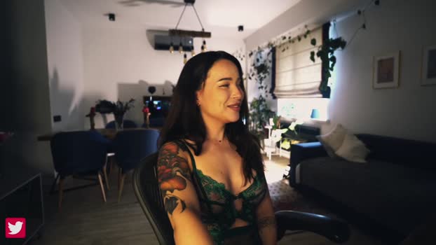 leonamell Chaturbate Female 09-07-2025