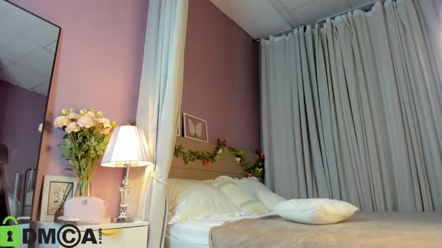 dearly_emily Chaturbate Female 10-07-2025