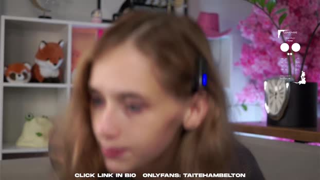 taitehambelton Chaturbate Female 12-07-2025