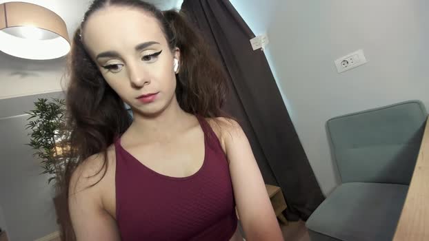 ehotlovea Chaturbate Female 14-07-2025