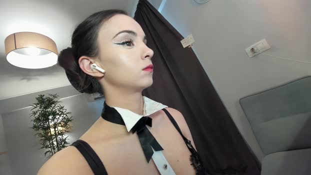 ehotlovea Chaturbate Female 16-07-2025